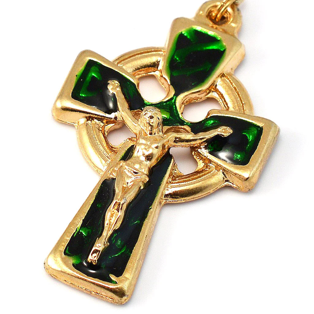 Knock Apparition Celtic Emerald & Gold Rosary - 7mm - Image 2